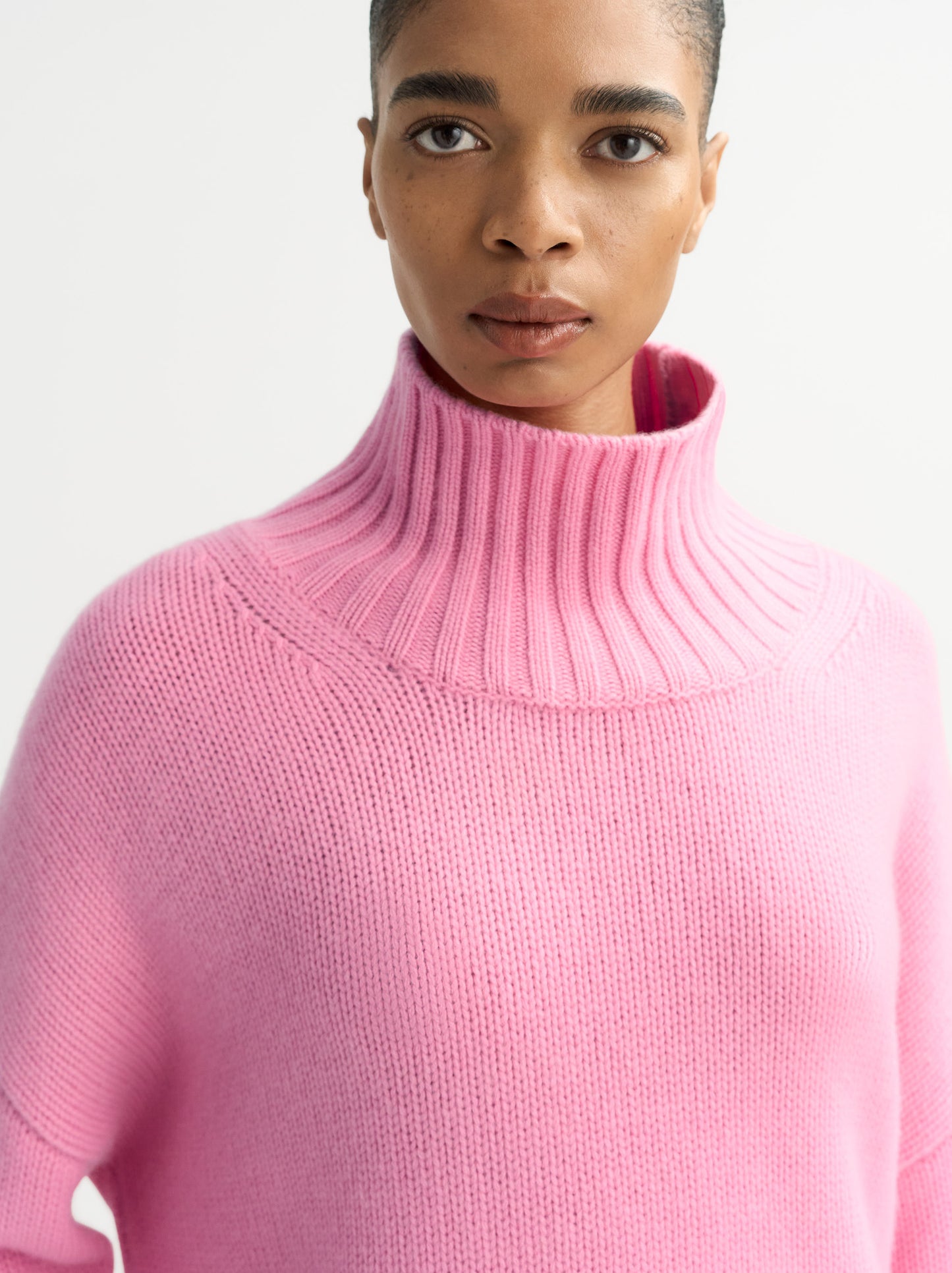 7340227833375 Girlfriend Turtleneck