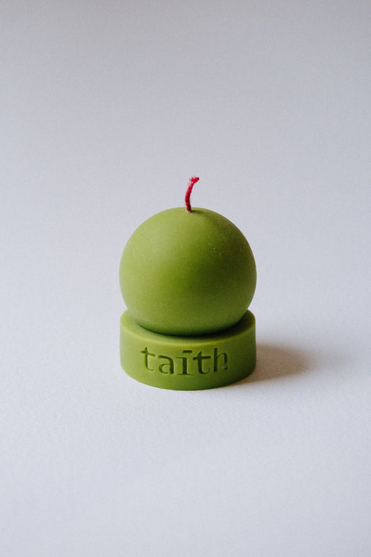 111111111255 Lu Candle Green