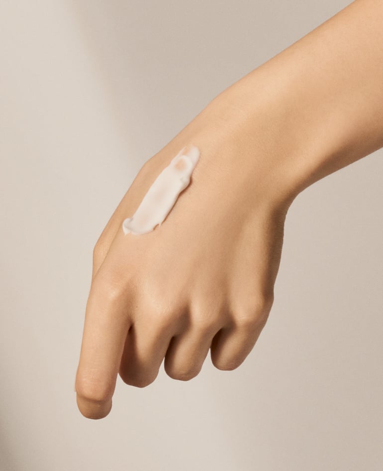Diamond Luminous Perfecting Hand Cream 8435624504818