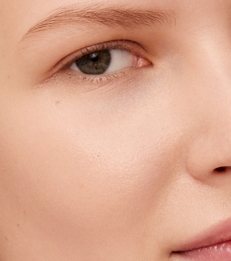 Vital Pressed Skincare Powder Pink Bubble - Sheer brightening veil for light to medium complexions 810102032034