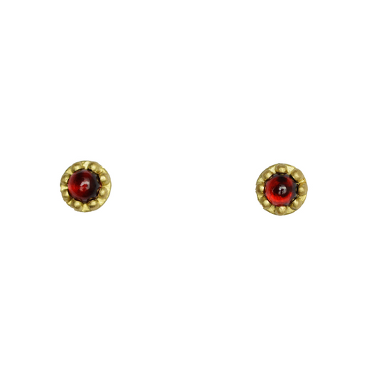Red garnet studs