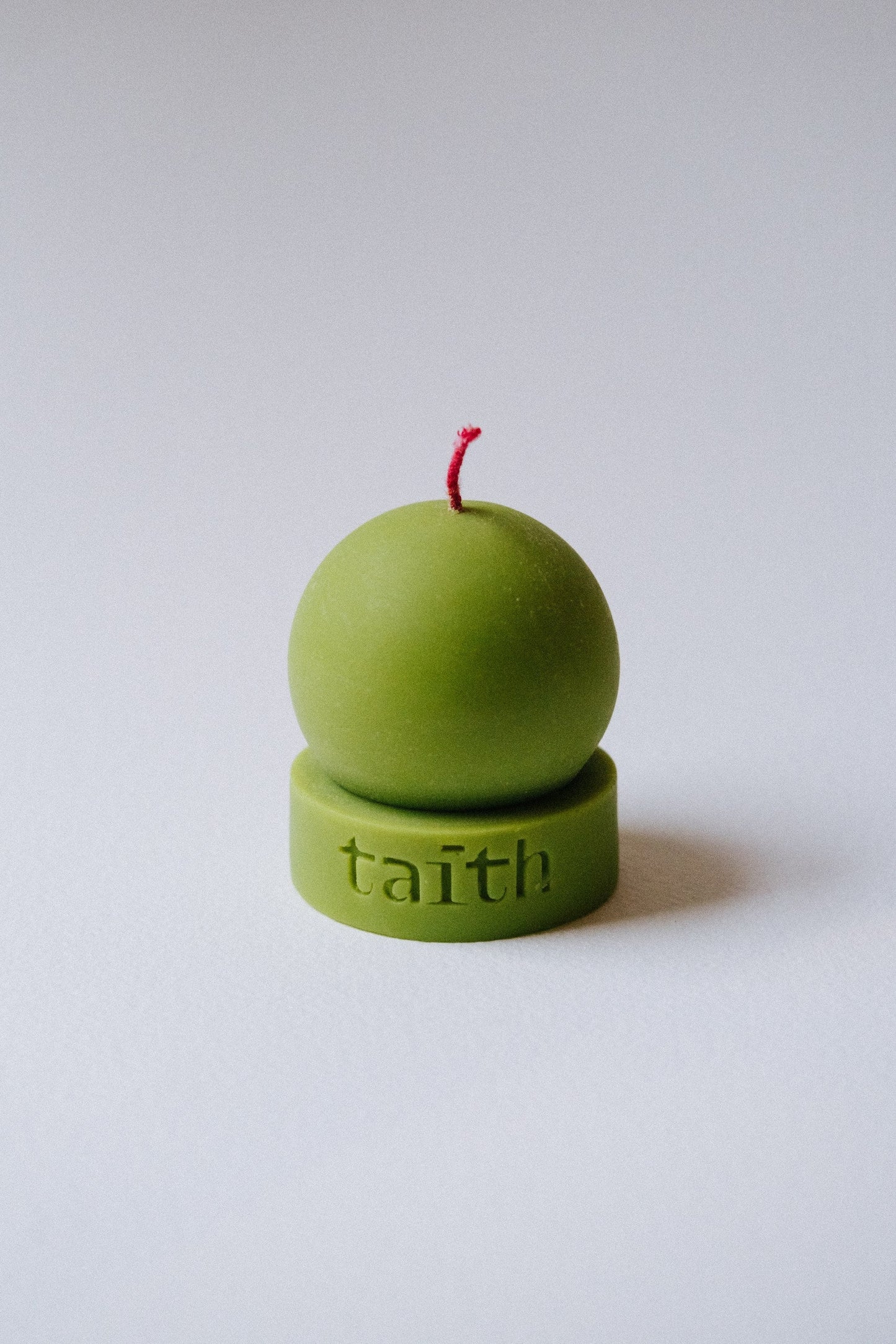 111111111255 Lu Candle Green