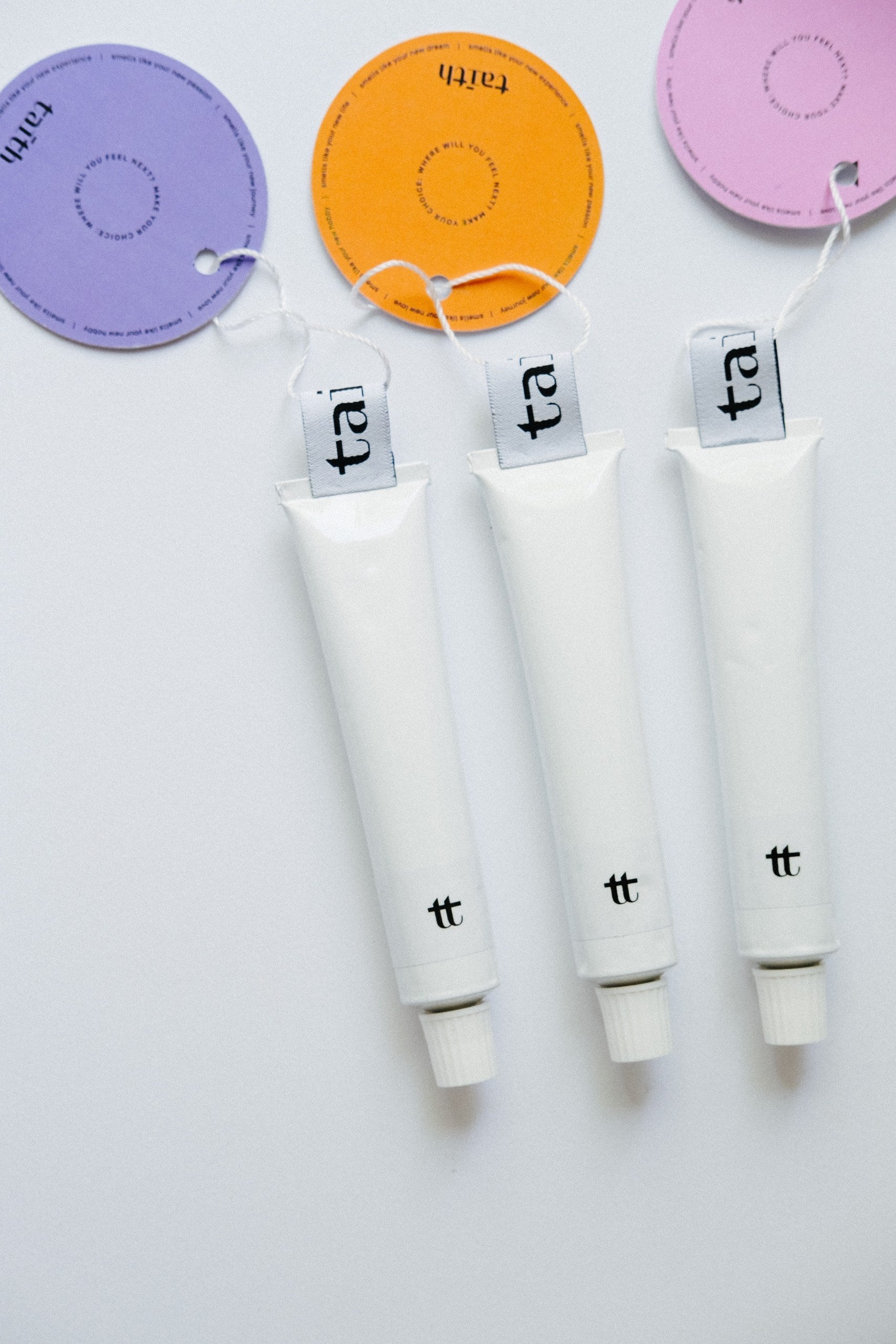 111111111258 Blackcurrant & Tuberose Hand Cream